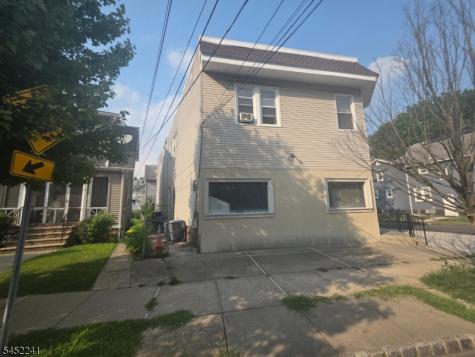17 Maolis Avenue Bloomfield NJ 07003