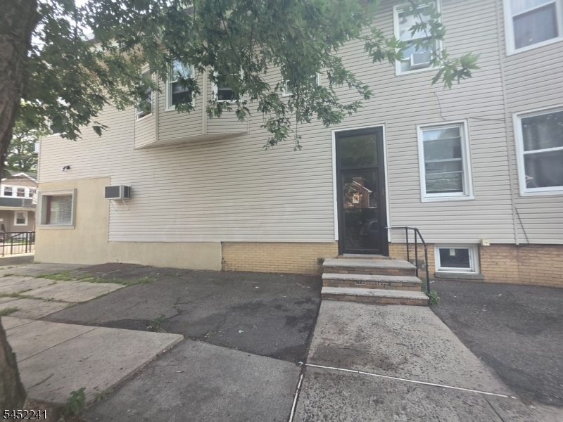 17 Maolis Avenue Bloomfield NJ 07003