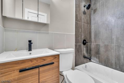 103 N 19th Street East Orange NJ 07017