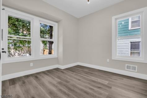 103 N 19th Street East Orange NJ 07017