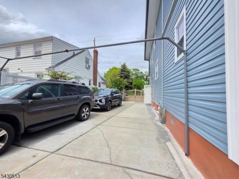 2032 E Saint Georges Avenue Linden NJ 07036