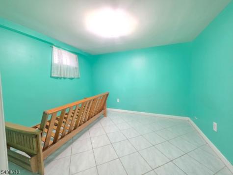 2032 E Saint Georges Avenue Linden NJ 07036