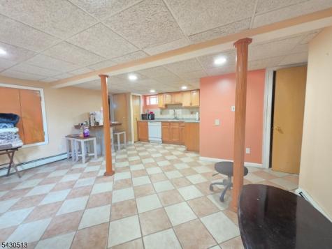 2032 E Saint Georges Avenue Linden NJ 07036