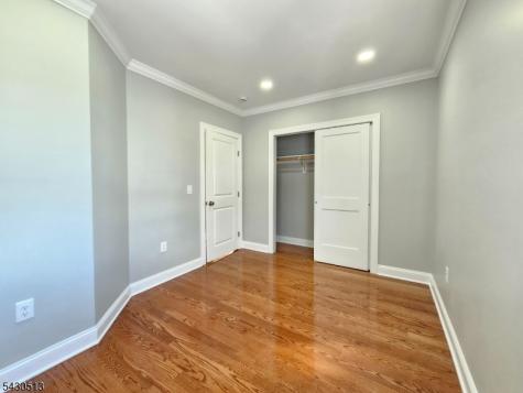 2032 E Saint Georges Avenue Linden NJ 07036