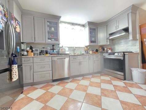 2032 E Saint Georges Avenue Linden NJ 07036