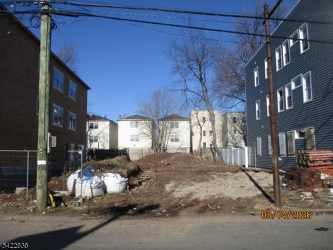 513 S 10th Street Newark NJ 07103