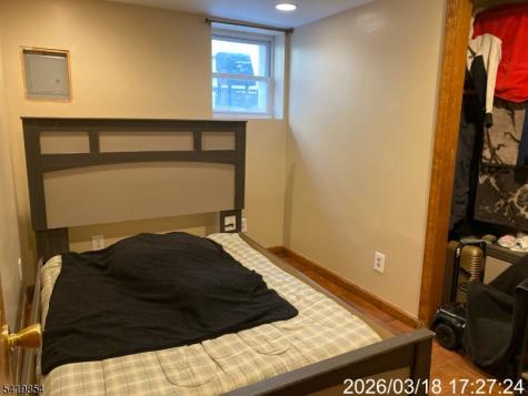 38 Delancy Street Newark NJ 07105