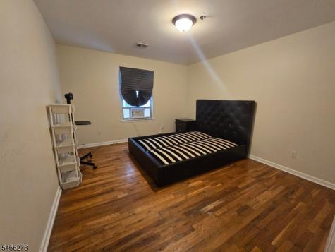 47 Crawford Street Newark NJ 07102
