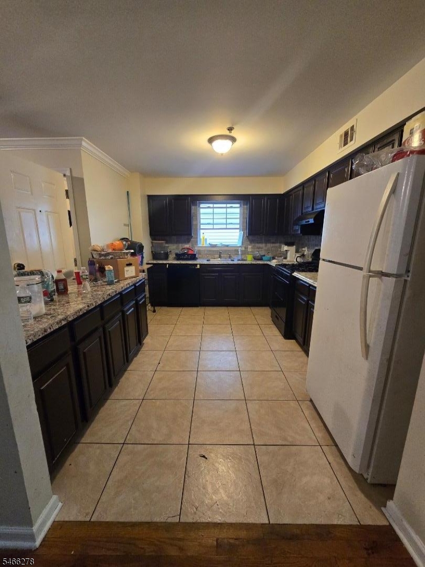 47 Crawford Street Newark NJ 07102