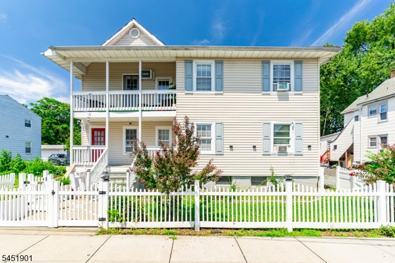 31 Meade Street West Orange NJ 07052