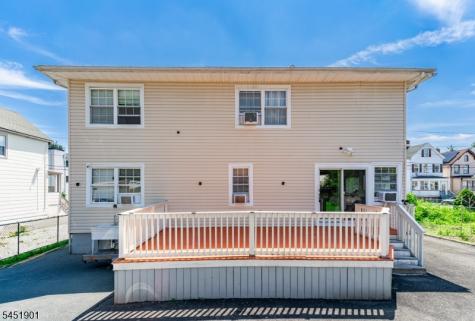 31 Meade Street West Orange NJ 07052