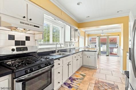 31 Meade Street West Orange NJ 07052