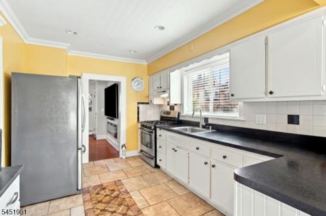 31 Meade Street West Orange NJ 07052