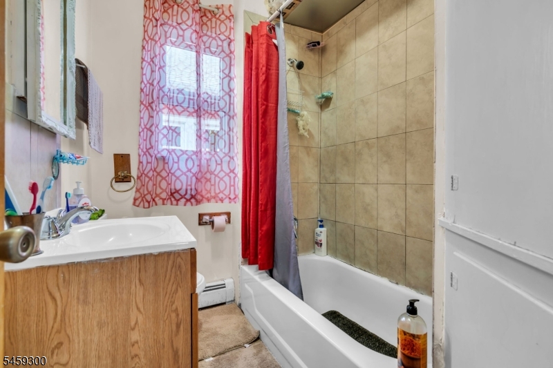 927 Meredith Avenue Elizabeth NJ 07202