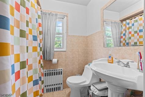 57 Devon Street North Arlington NJ 07031