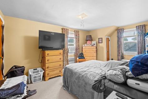 57 Devon Street North Arlington NJ 07031