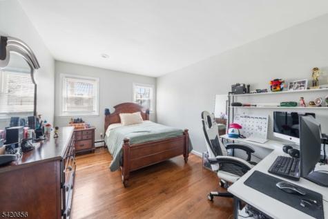 1016 Gifford Court Union NJ 07083