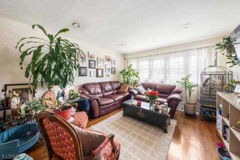 1016 Gifford Court Union NJ 07083