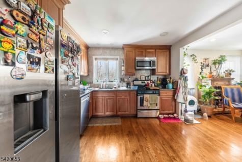 1016 Gifford Court Union NJ 07083