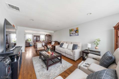 1016 Gifford Court Union NJ 07083