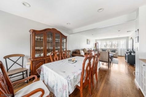 1016 Gifford Court Union NJ 07083
