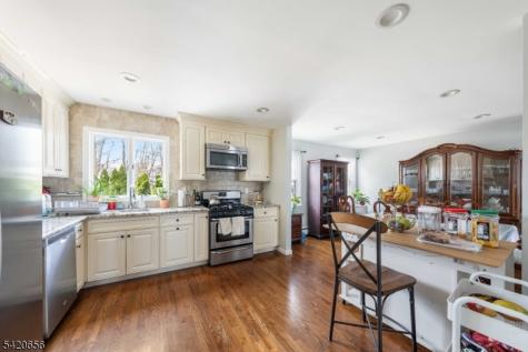 1016 Gifford Court Union NJ 07083