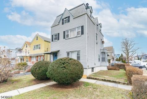 742 Avenue A Bayonne NJ 07002