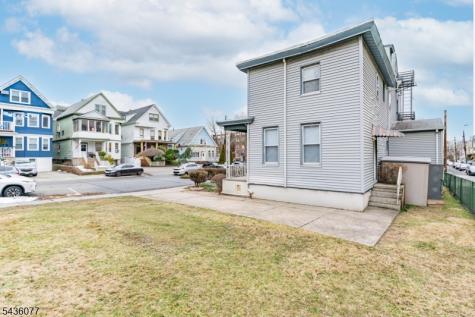 742 Avenue A Bayonne NJ 07002