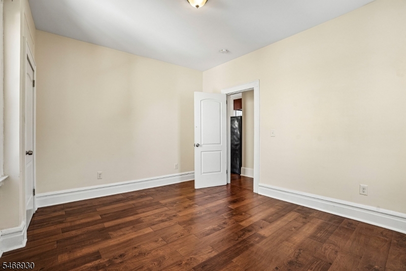 731 18TH Avenue Irvington NJ 07111