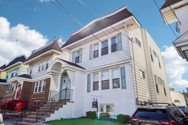 731 18TH Avenue Irvington NJ 07111