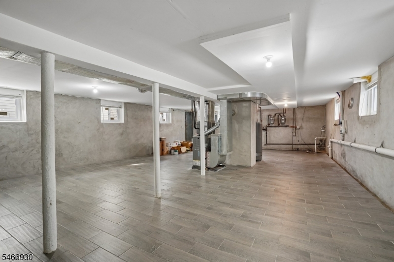 731 18TH Avenue Irvington NJ 07111
