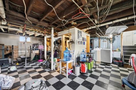 86 Llewellyn Avenue Hawthorne NJ 07506