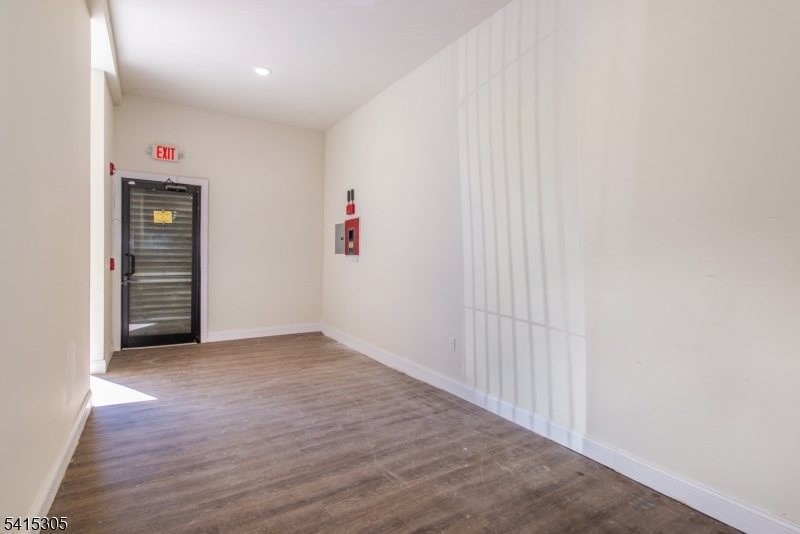 357 16TH Avenue Irvington NJ 07111