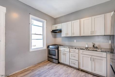 357 16TH Avenue Irvington NJ 07111