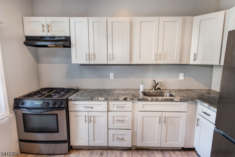 357 16TH Avenue Irvington NJ 07111