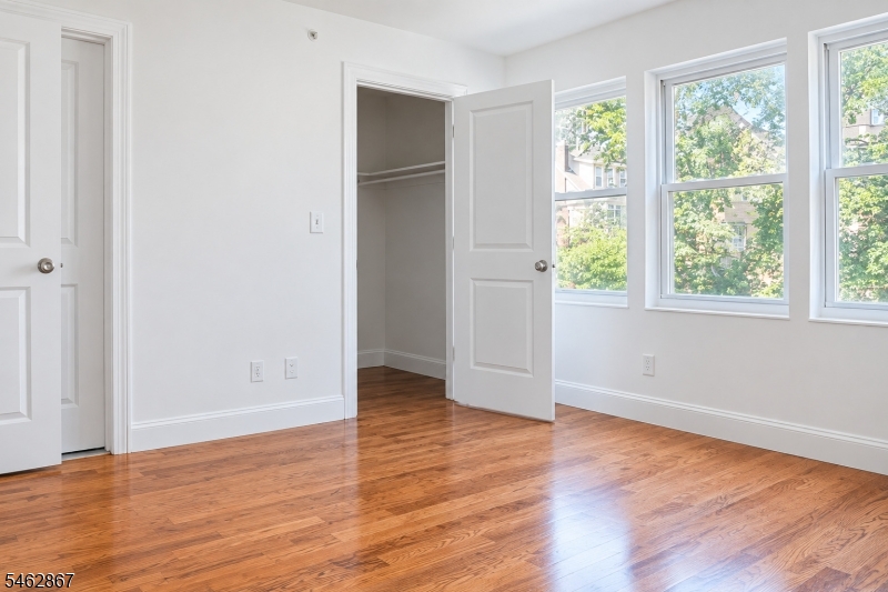83 Stuyvesant Avenue Newark NJ 07106