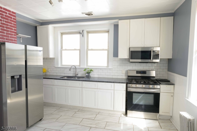 121 Baldwin Place Bloomfield NJ 07003