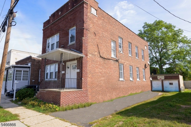 121 Baldwin Place Bloomfield NJ 07003