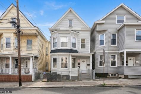 76 N 4th Street Paterson NJ 07522