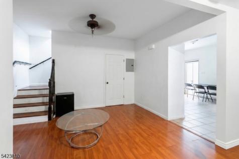 76 N 4th Street Paterson NJ 07522