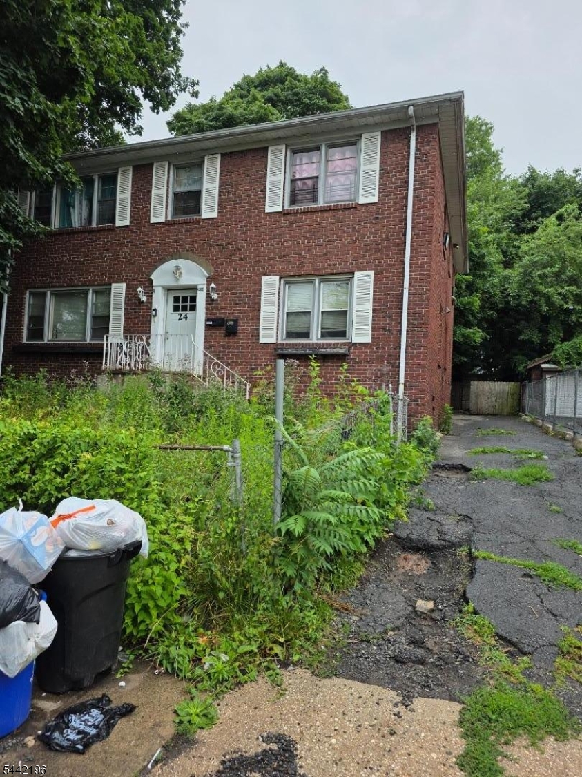 24 Chelsea Avenue East Orange NJ 07018