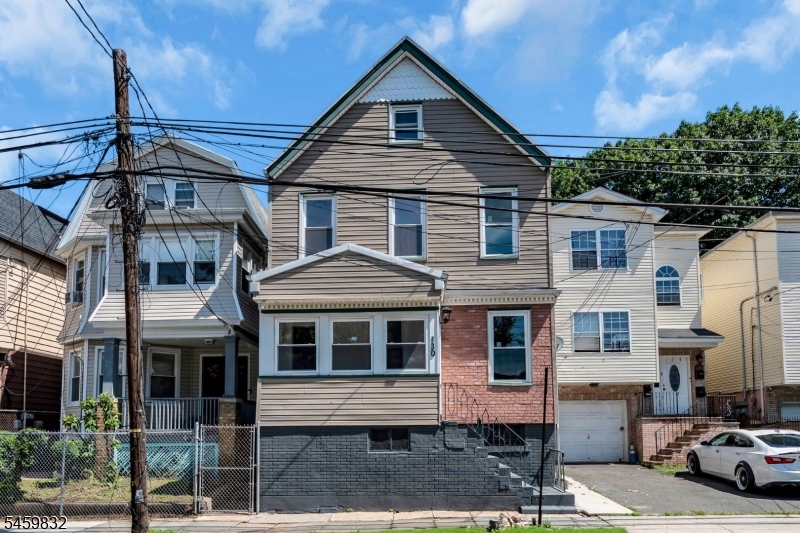 130 19TH Avenue Irvington NJ 07111