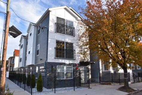 636 S 10th Street Newark NJ 07108