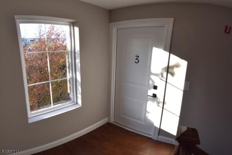 636 S 10th Street Newark NJ 07108