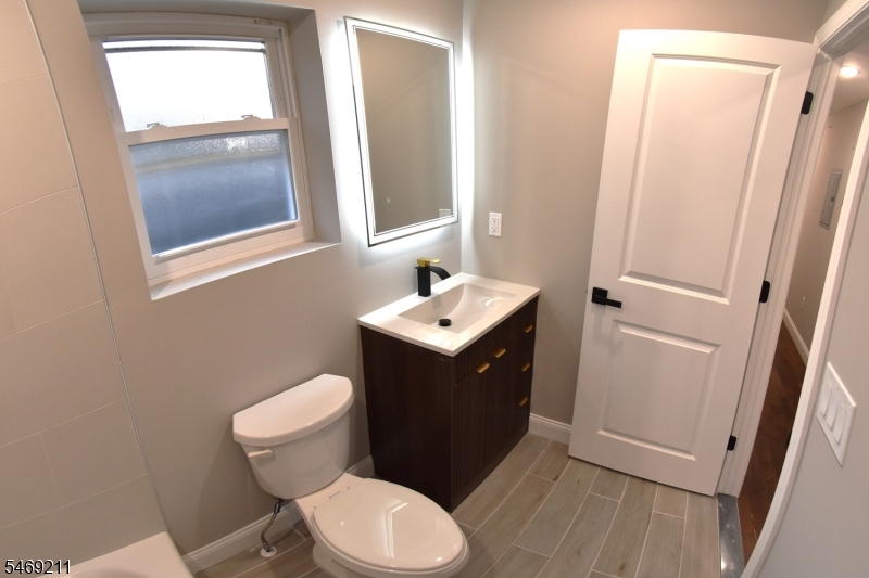 636 S 10th Street Newark NJ 07108