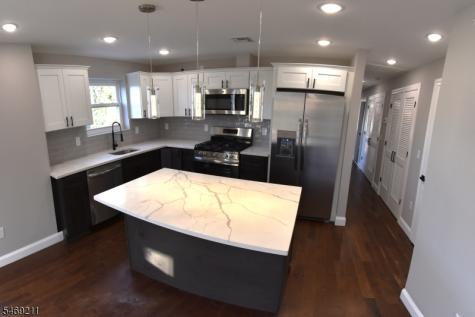636 S 10th Street Newark NJ 07108