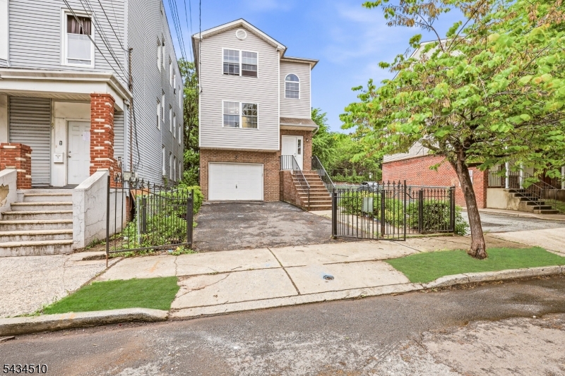 63 Chadwick Avenue Newark NJ 07108