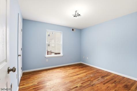 63 Chadwick Avenue Newark NJ 07108