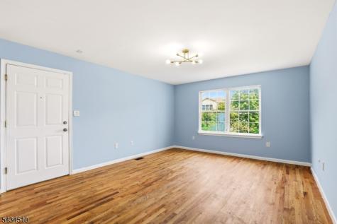 63 Chadwick Avenue Newark NJ 07108
