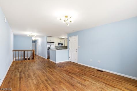 63 Chadwick Avenue Newark NJ 07108